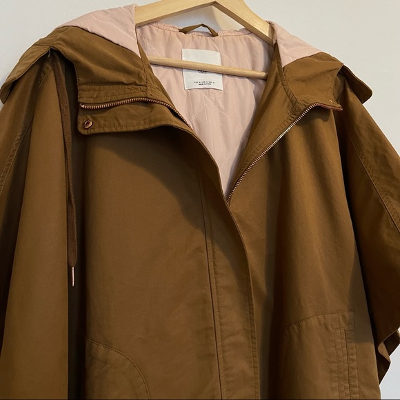 Cape Jacket - Picture 2 of 12